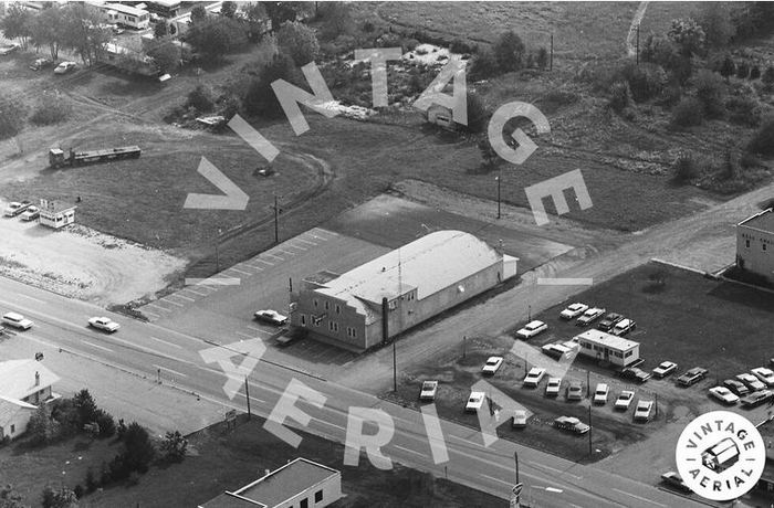 Frosty Bowling Lanes - 1968 Aerial